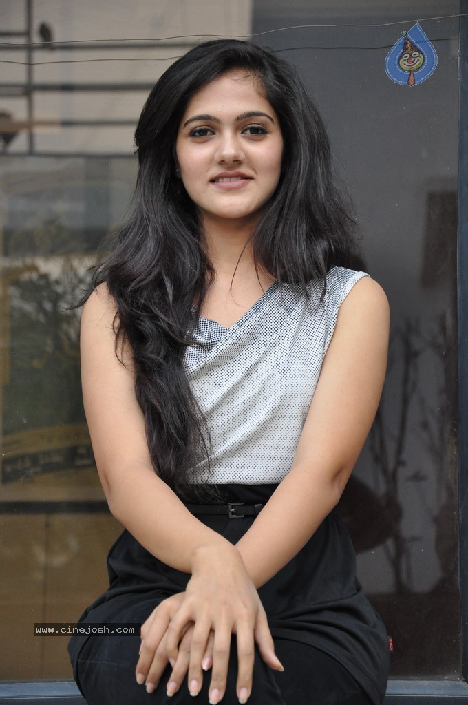 Simran Latest Photos - 41 / 68 photos