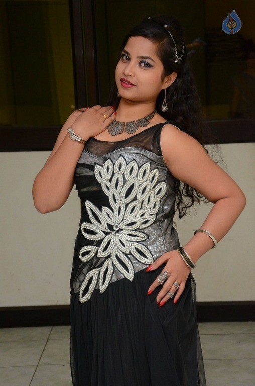 Sirisha Dasari New Photos - 17 / 42 photos