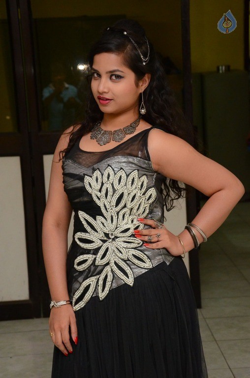 Sirisha Dasari New Photos - 31 / 42 photos