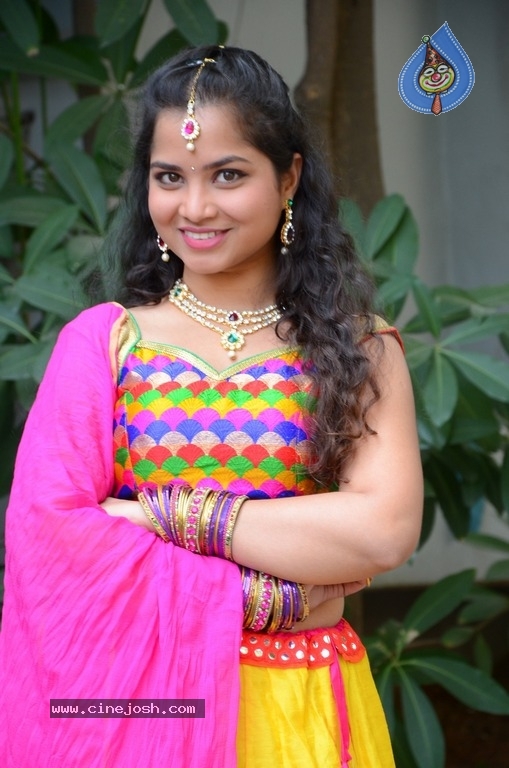 Sirisha Dasari New Stills - 1 / 19 photos