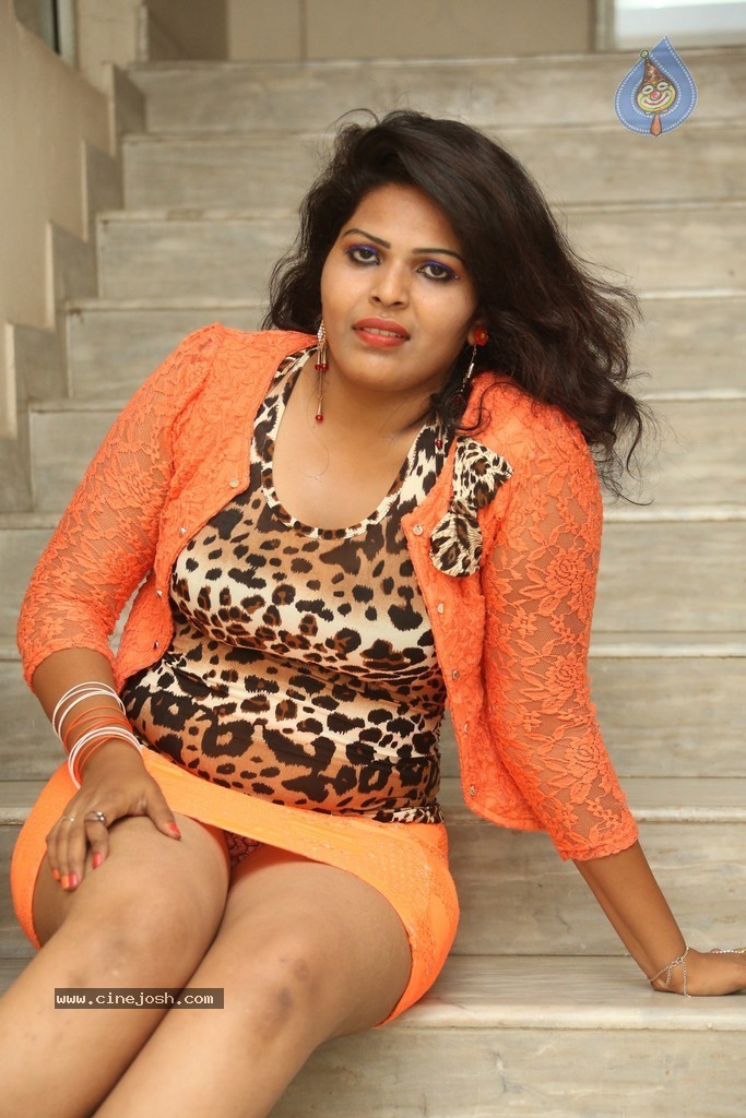 Sithara Hot Gallery - 19 / 72 photos