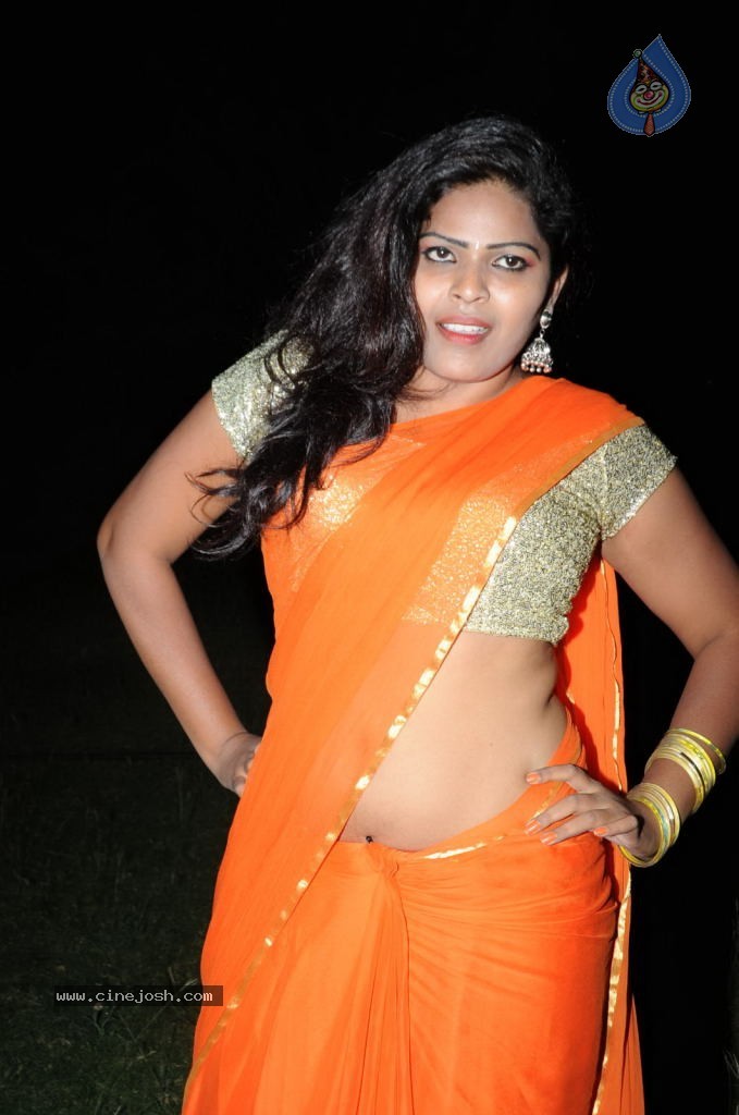 Sithara Hot Pics - 15 / 72 photos