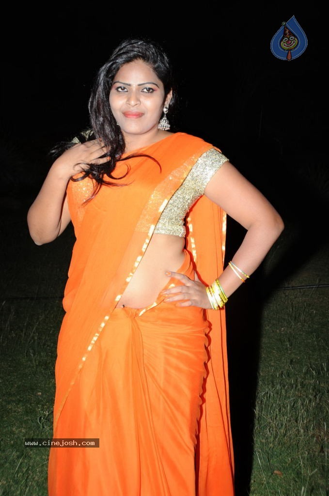 Sithara Hot Pics - 24 / 72 photos