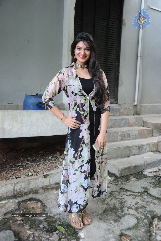 Siya Gautham New Photos - 9 / 58 photos