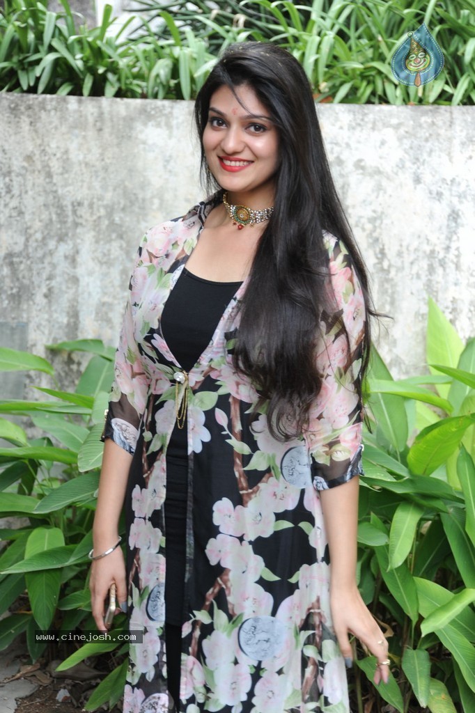 Siya Gautham New Photos - 28 / 58 photos