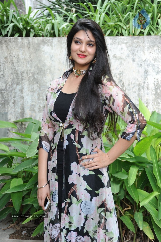 Siya Gautham New Photos - 55 / 58 photos