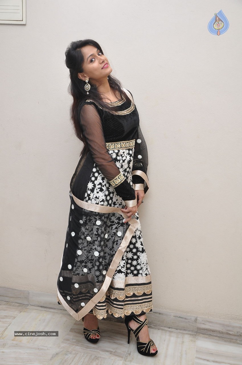 Smithika New Photos - 45 / 55 photos