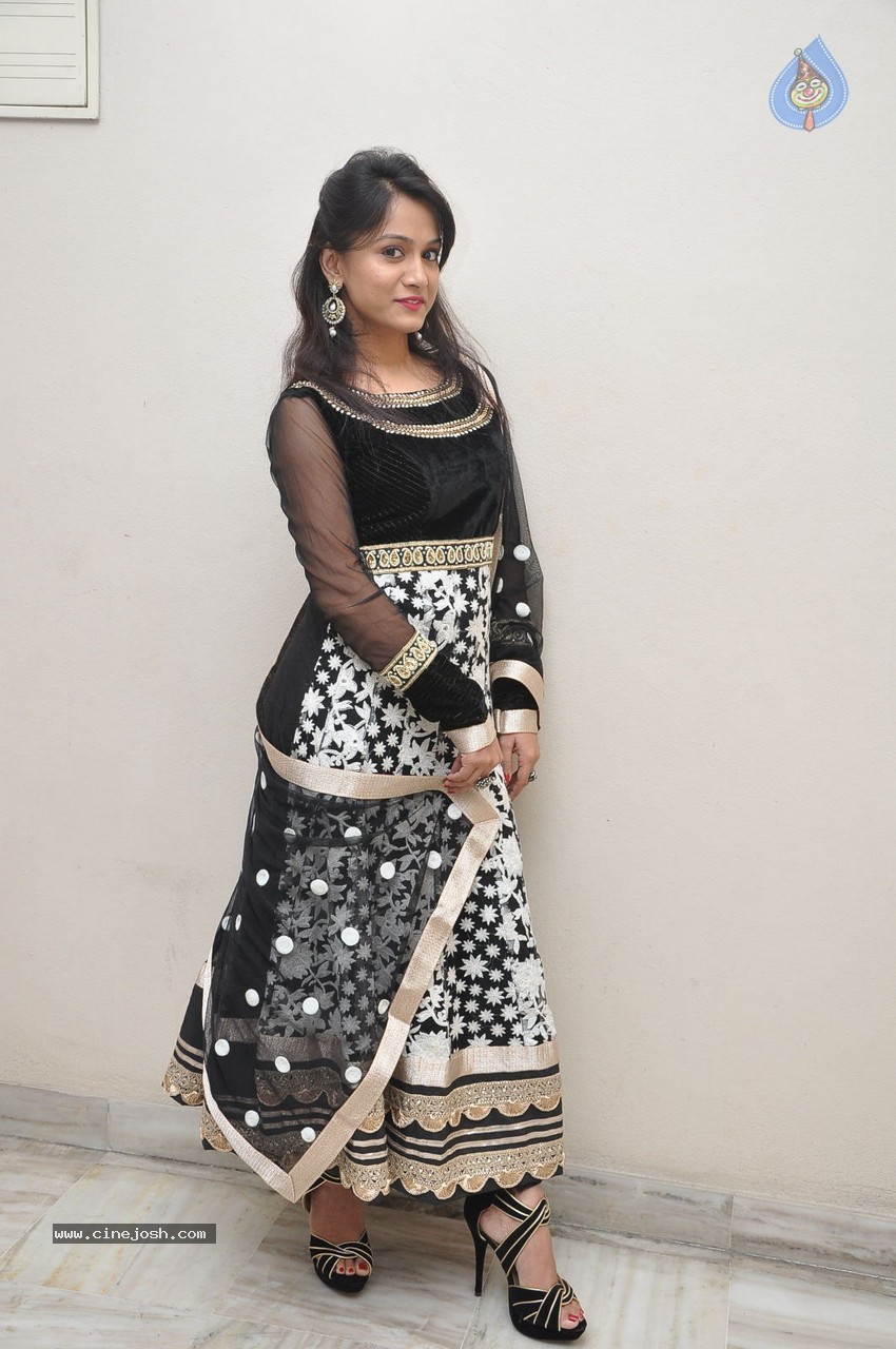 Smithika New Photos - 50 / 55 photos