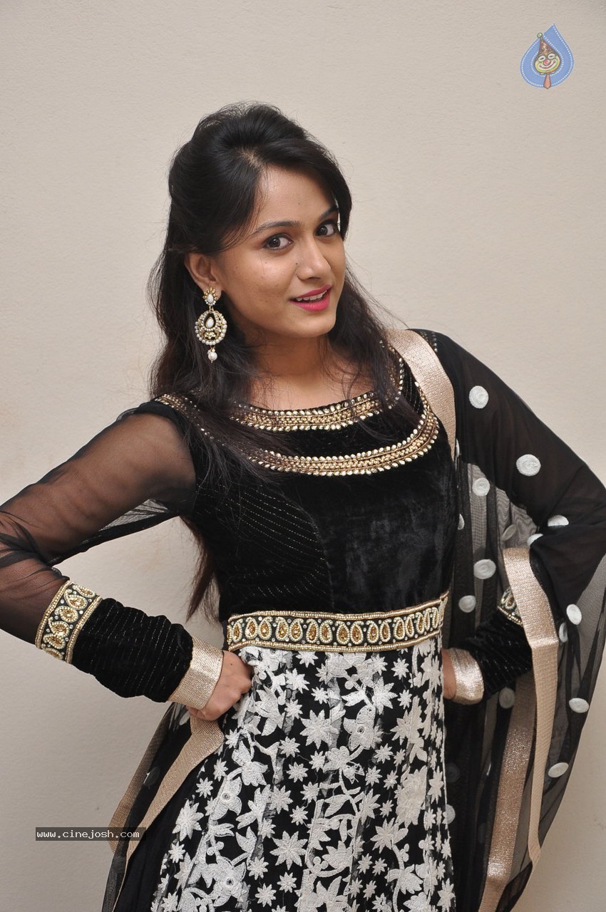 Smithika New Photos - 51 / 55 photos