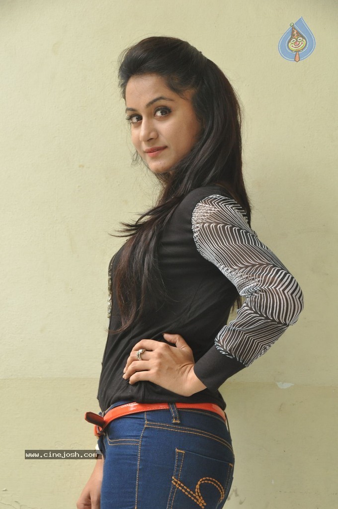 Smrithika Acharya Stills - 50 / 64 photos