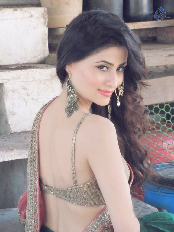 Sonal Minocha Photo Shoot - 15 / 19 photos