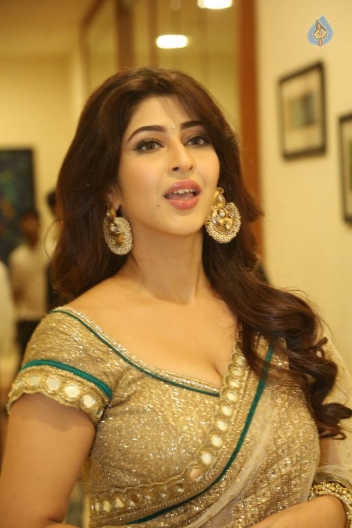 Sonarika Latest Pics - 38 / 50 photos