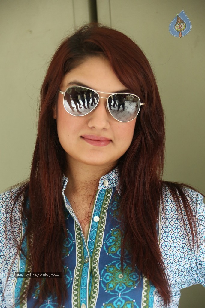 Sonia Agarwal Latest Photos - 46 / 136 photos