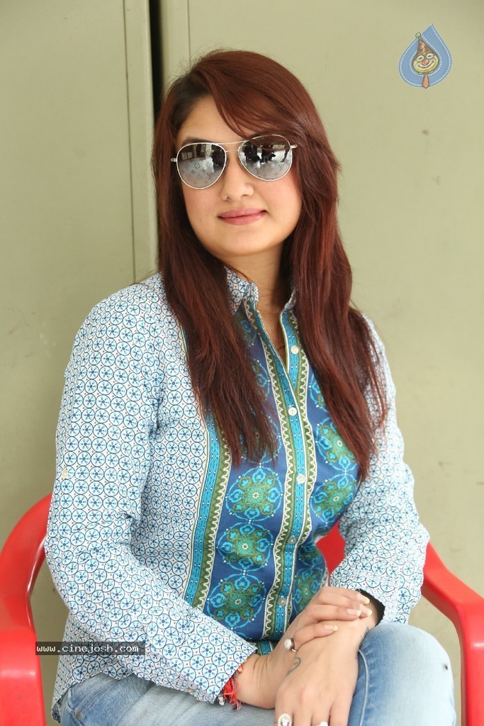 Sonia Agarwal Latest Photos - 73 / 136 photos