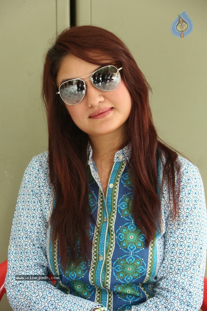 Sonia Agarwal Latest Photos - 79 / 136 photos