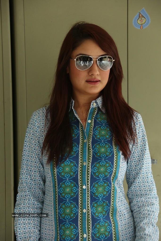 Sonia Agarwal Latest Photos - 89 / 136 photos