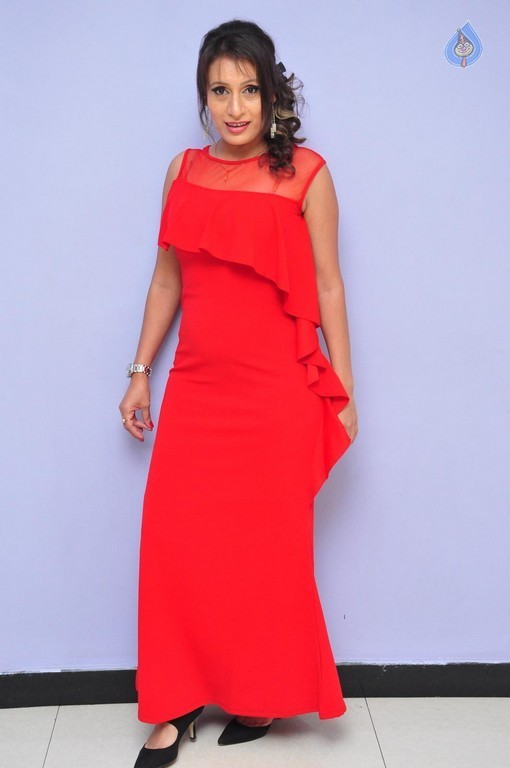 Sania Chowdary New Photos - 2 / 19 photos