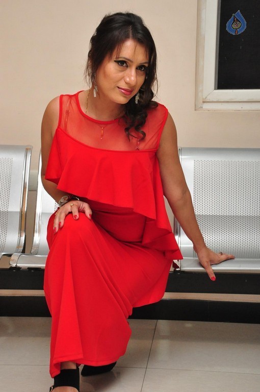 Sania Chowdary New Photos - 10 / 19 photos