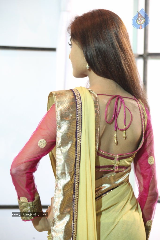 Sony Charishta Hot Photos - 37 / 125 photos