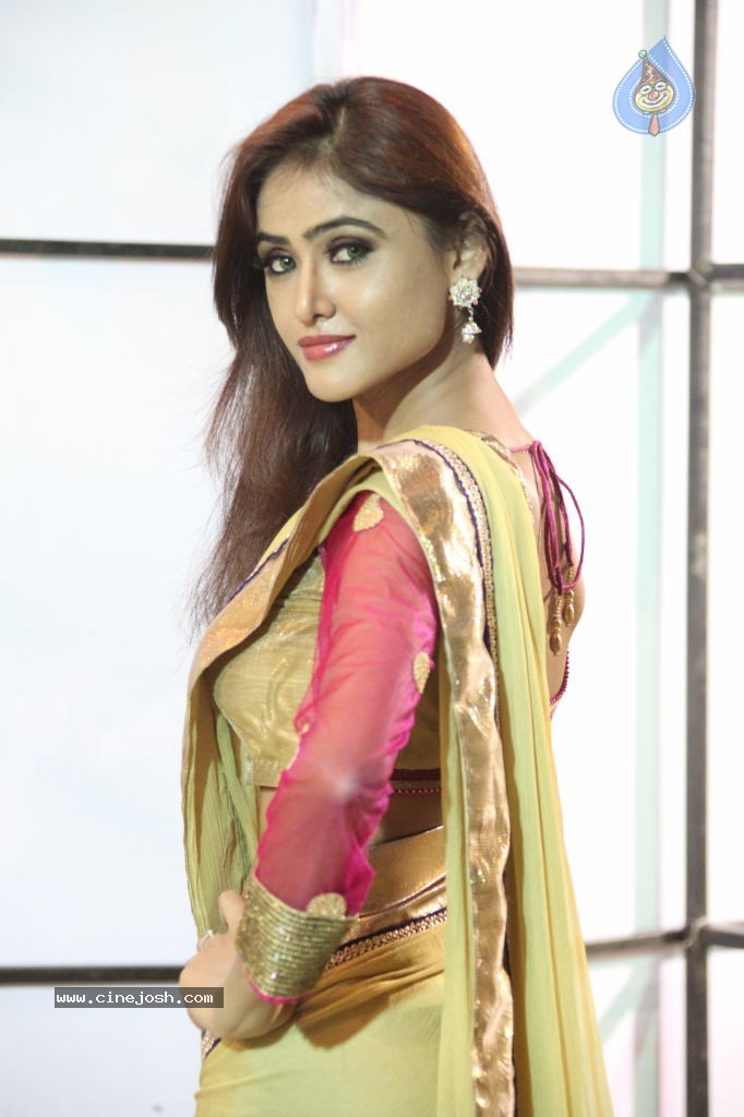 Sony Charishta Hot Photos - 55 / 125 photos