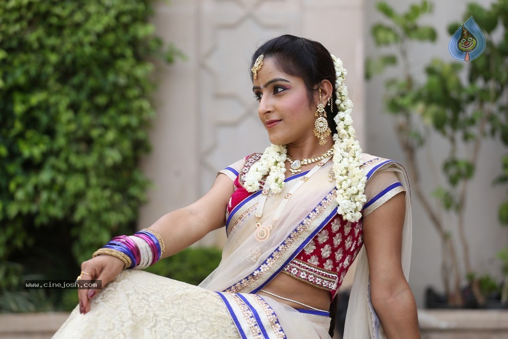 Sony Stills - 4 / 135 photos