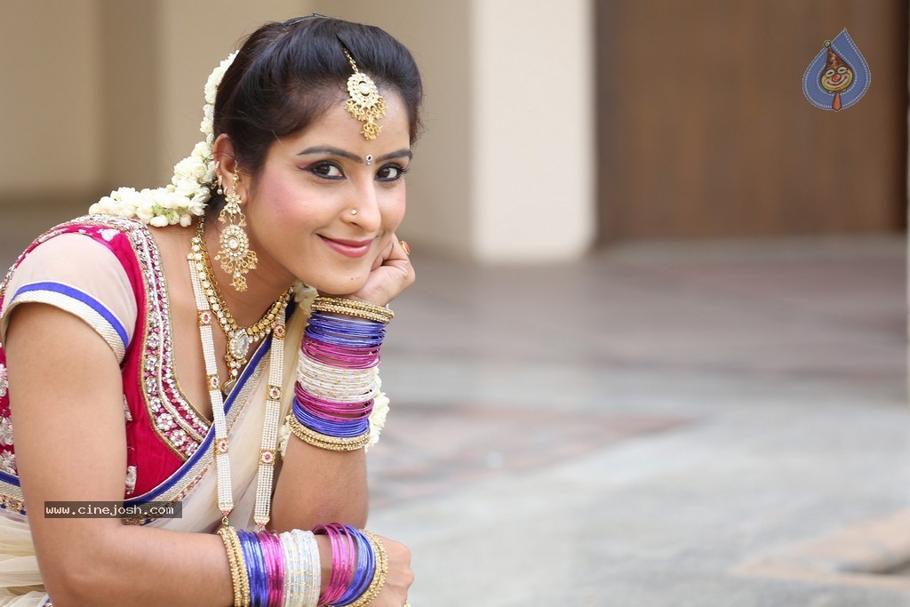 Sony Stills - 16 / 135 photos