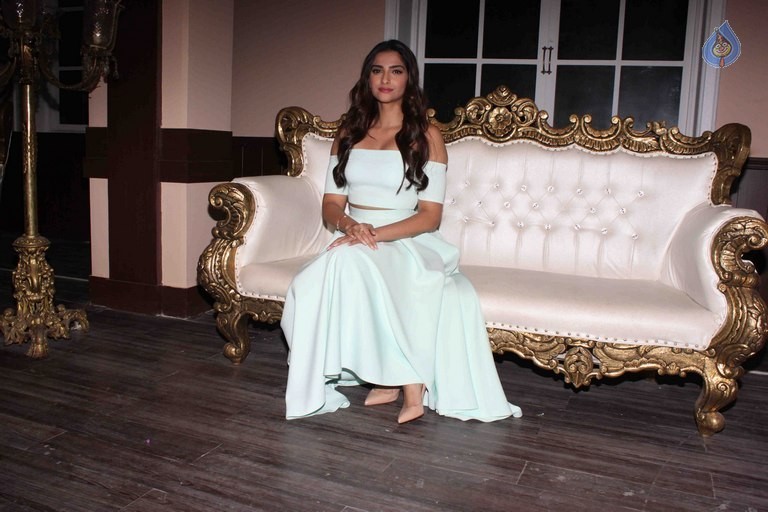 Sonam Kapoor New Photos - 12 / 14 photos