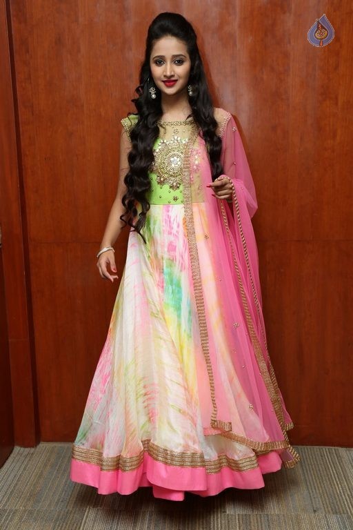 Soumya Pictures  - 21 / 21 photos