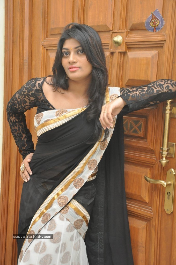 Sowmya Latest Pics - 45 / 65 photos