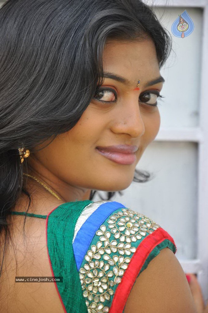 Sowmya New Hot Stills - 11 / 66 photos
