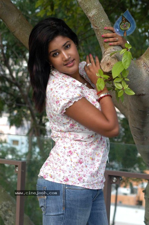 Sowmya New Stills - 54 / 68 photos