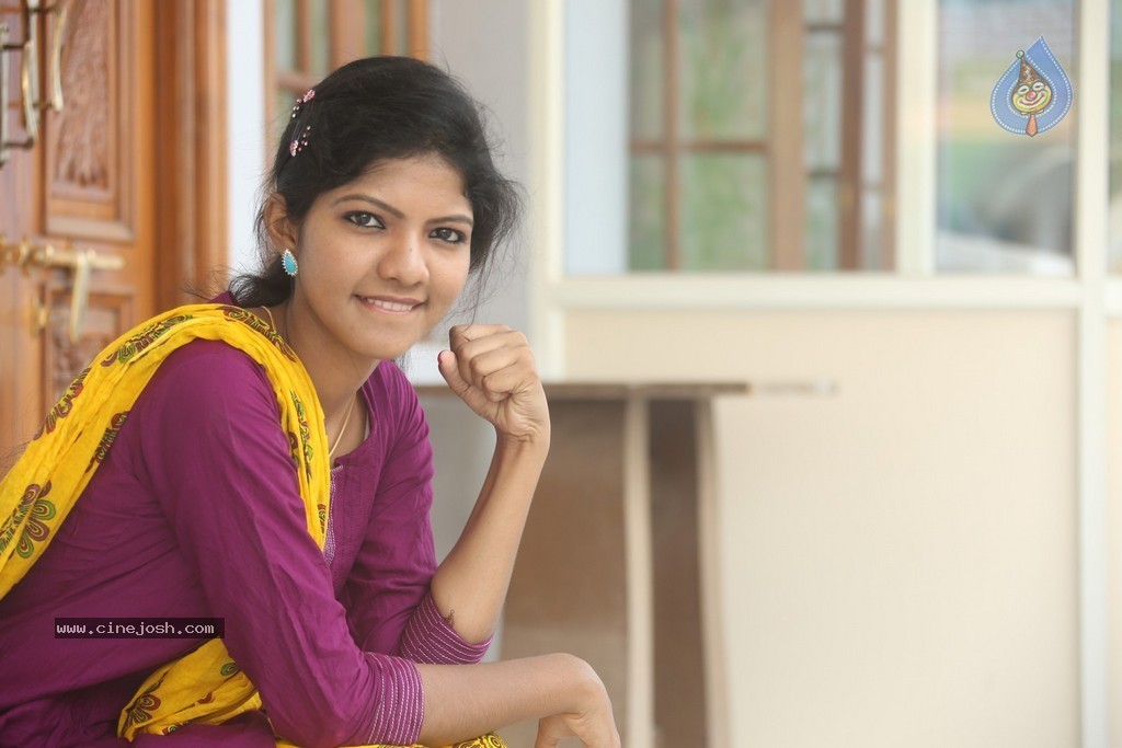 Sravani New Stills - 1 / 90 photos