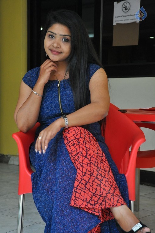 Sravanthi Photos - 11 / 39 photos