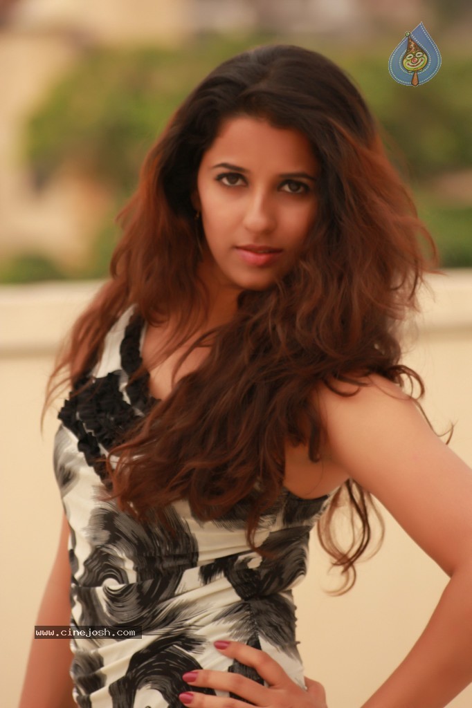 Sravya Reddy Portfolio Pics - 15 / 17 photos