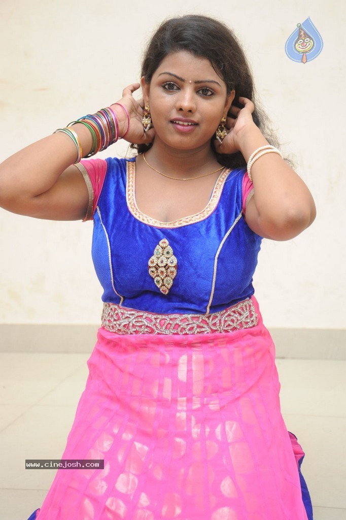Sree Devi Hot Stills - 42 / 111 photos