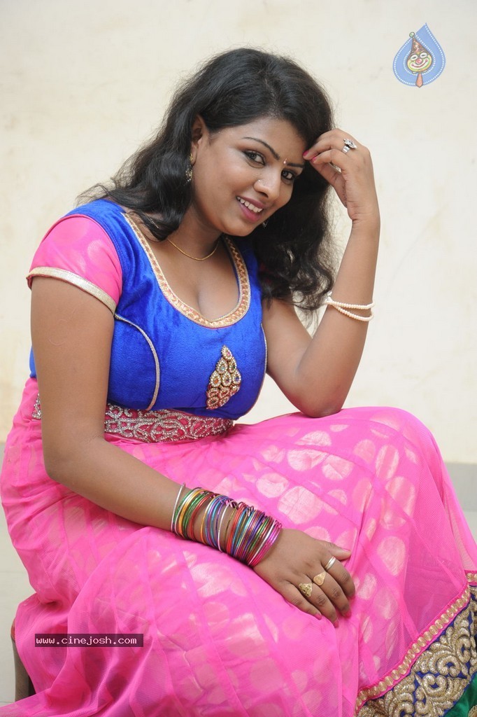 Sree Devi Hot Stills - 68 / 111 photos