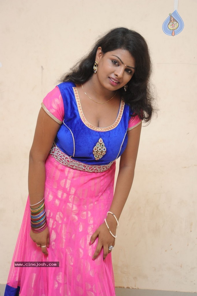 Sree Devi Hot Stills - 93 / 111 photos