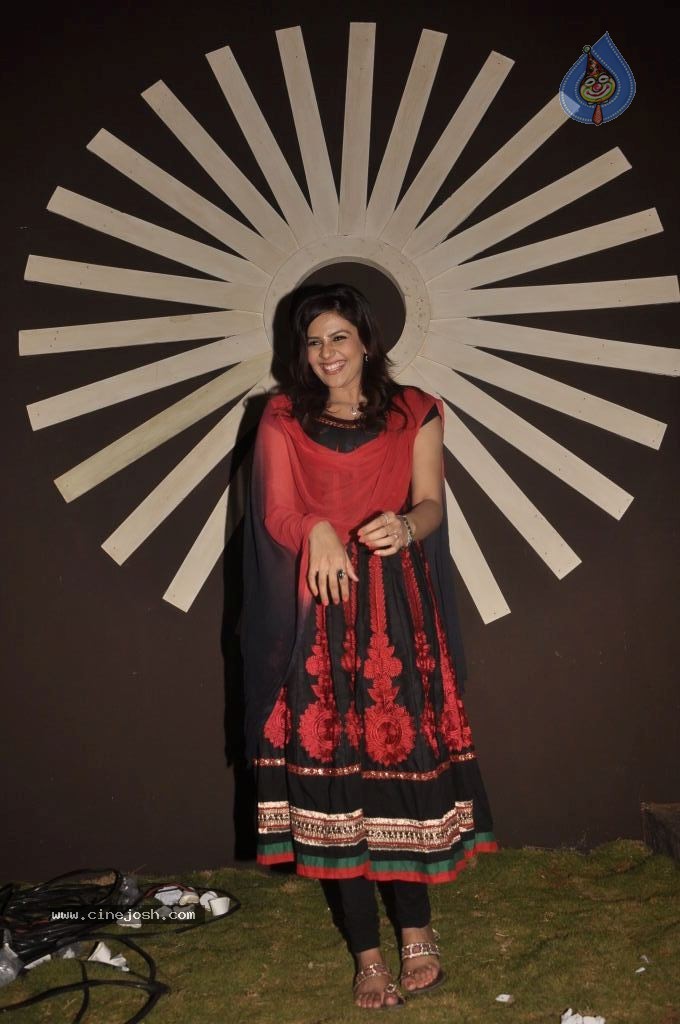 Sree Mukhi New Stills - 41 / 64 photos