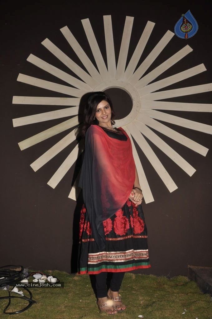 Sree Mukhi New Stills - 55 / 64 photos