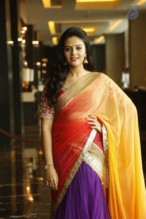 Sreemukhi Latest Images - 36 / 42 photos