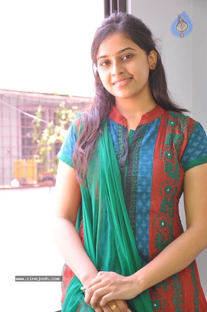 Sri Divya Latest Pics - 43 / 43 photos