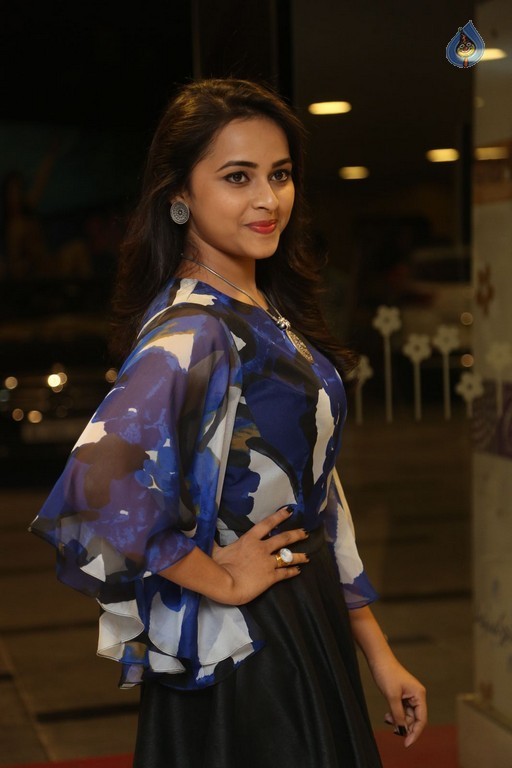 Sri Divya New Pics - 4 / 42 photos