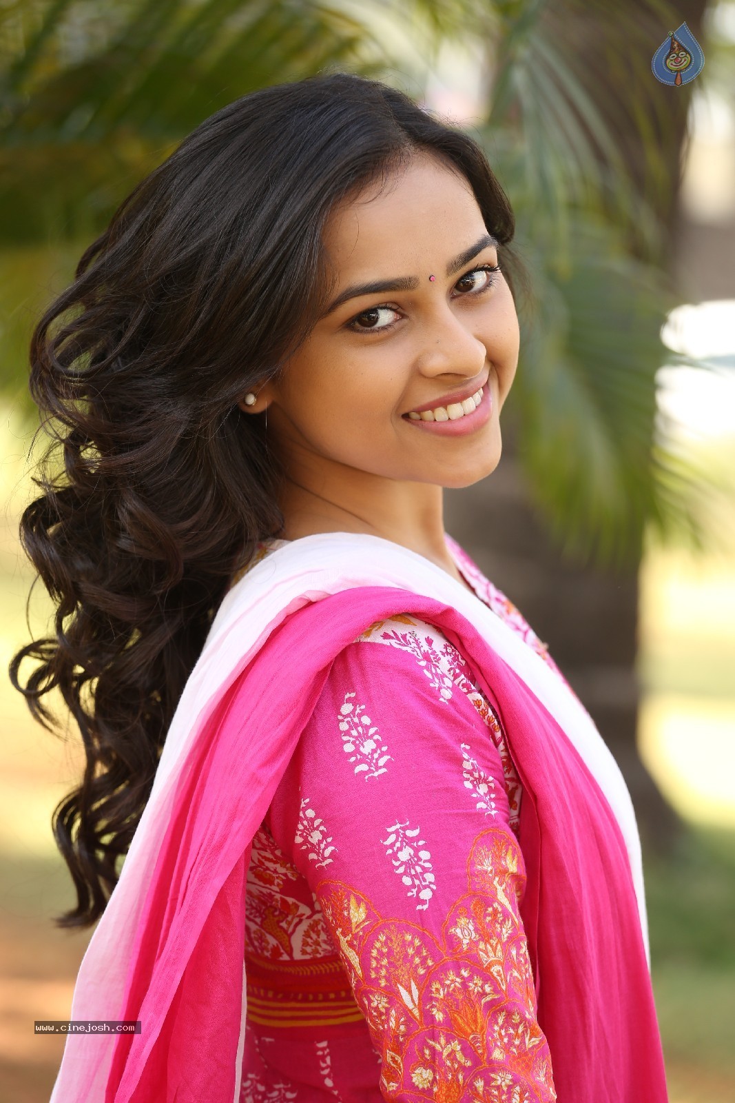 Sri Divya Photos - 19 / 54 photos