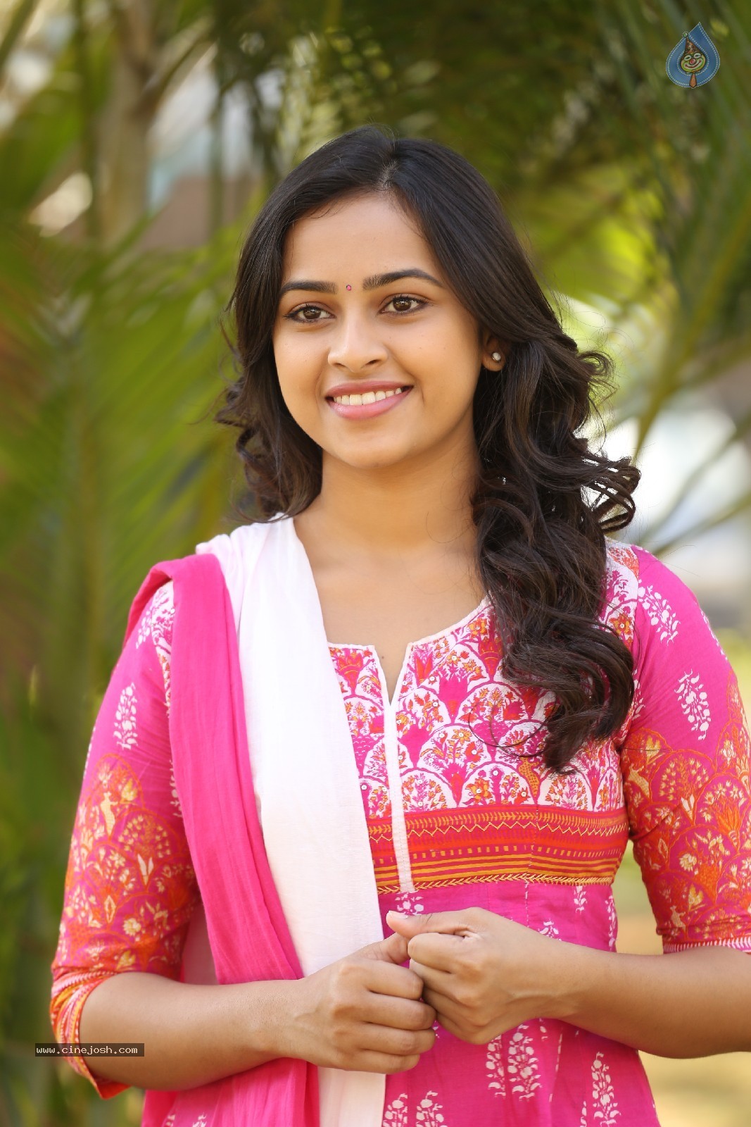 Sri Divya Photos - 42 / 54 photos