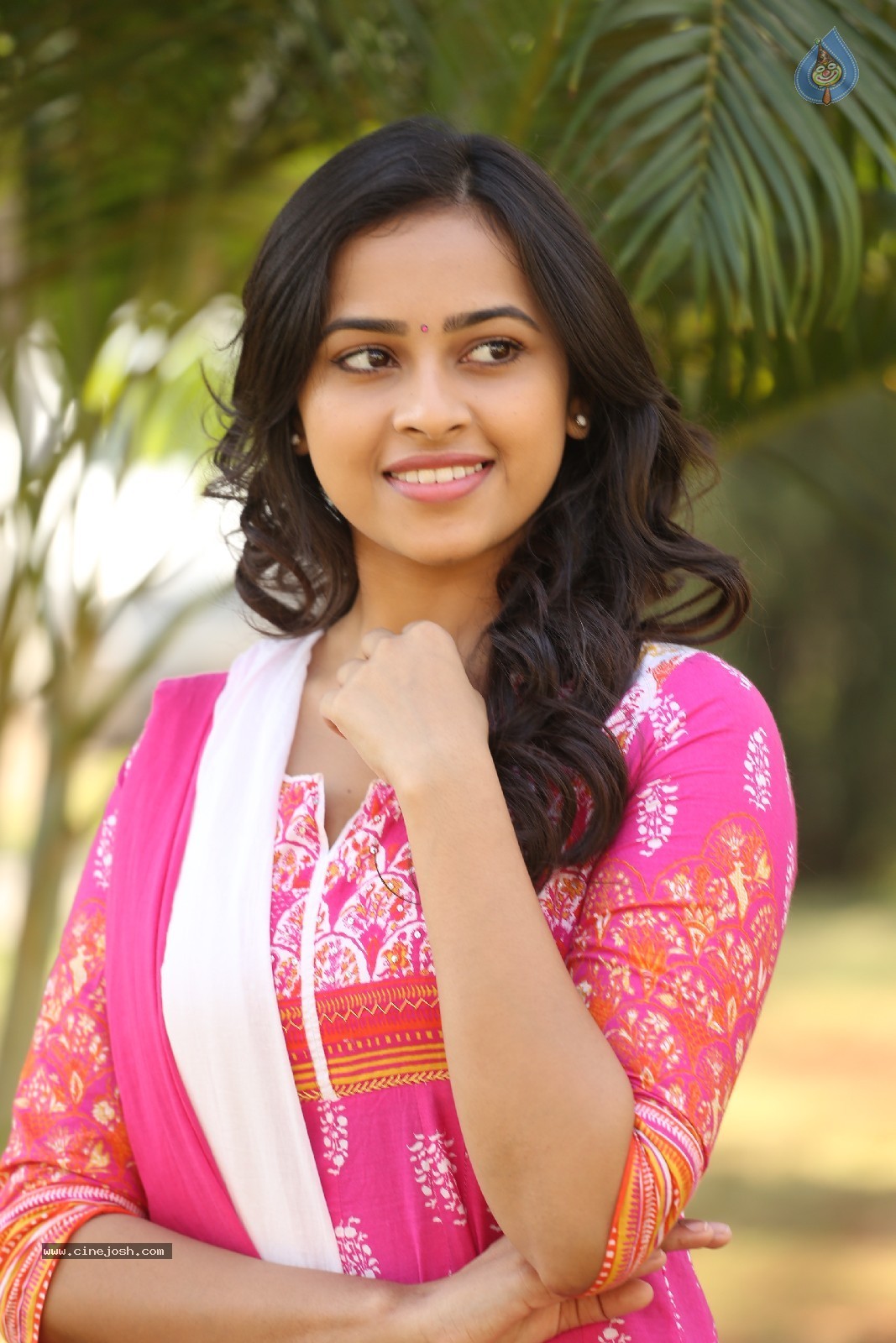 Sri Divya Photos - 45 / 54 photos