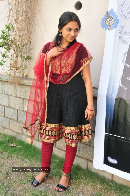 Sri Photo Stills - 9 / 34 photos