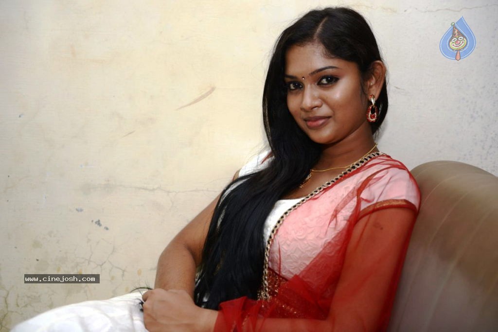 Sri Priyanga Stills - 19 / 29 photos