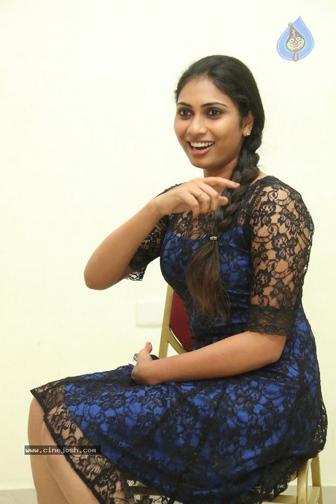 Sri Siri New Stills - 47 / 99 photos