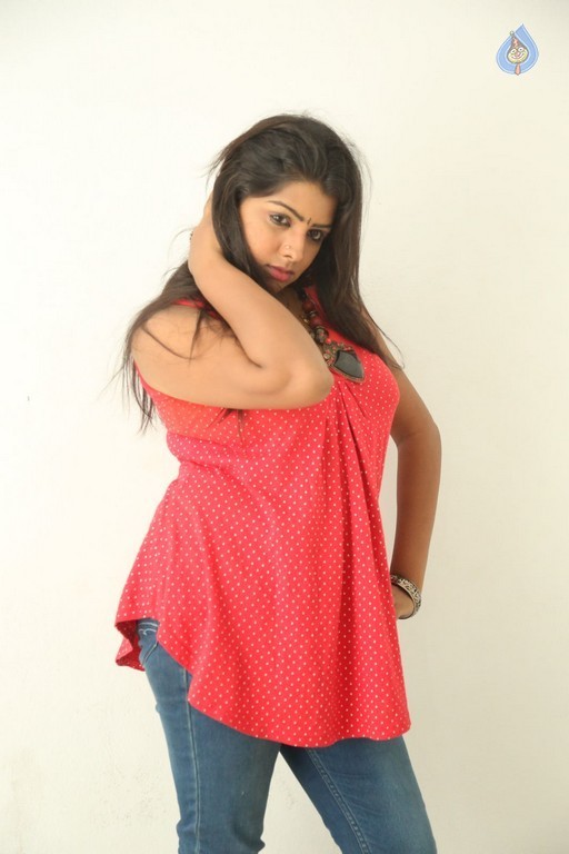 Sridevi Photos - 23 / 39 photos