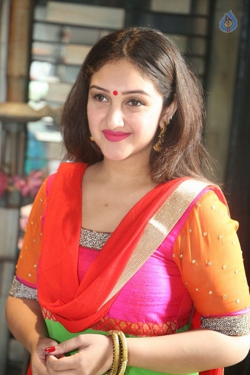 Sridevi Vijaykumar New Pics - 7 / 21 photos